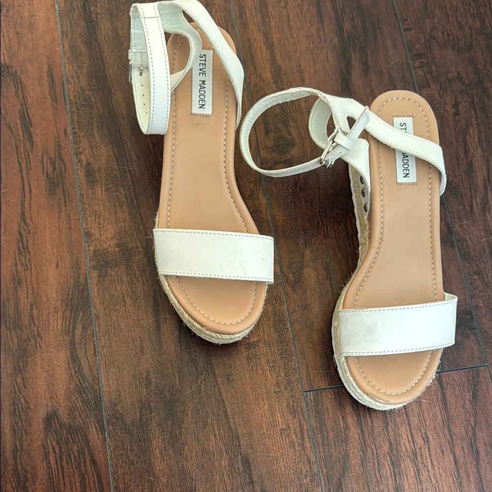 Steve Madden White Women's Sandals
